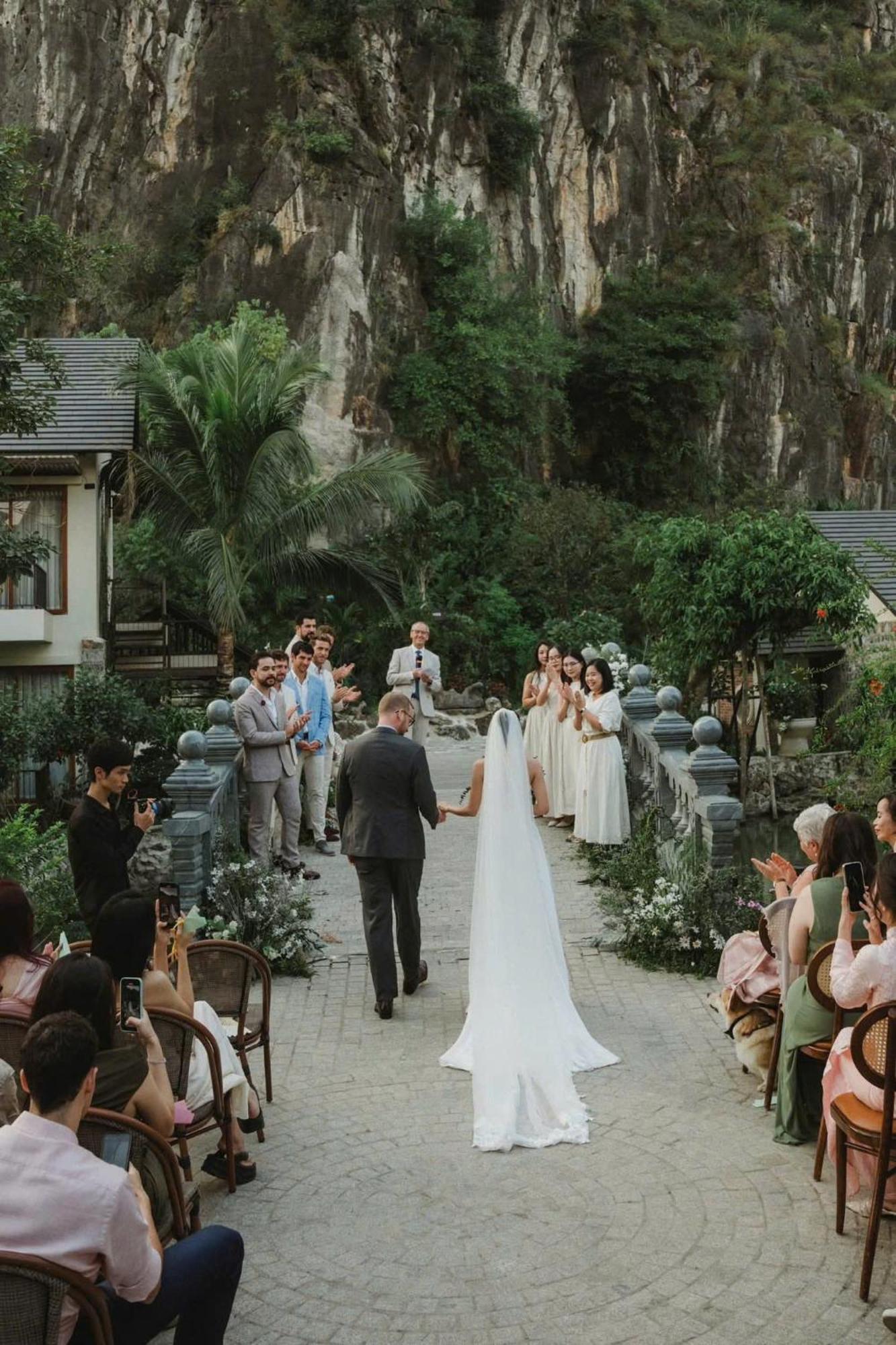 Athena Premier Resort Ninh Binh Buitenkant foto