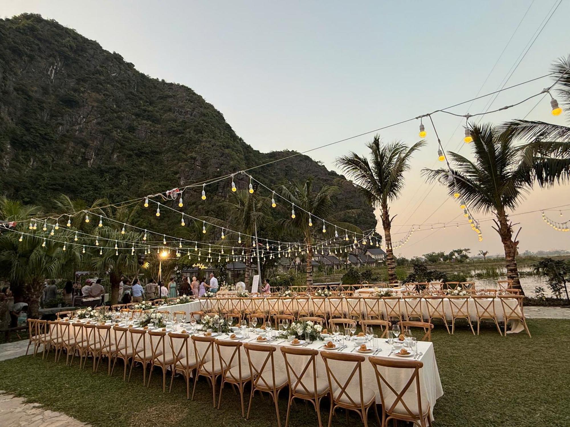 Athena Premier Resort Ninh Binh Buitenkant foto